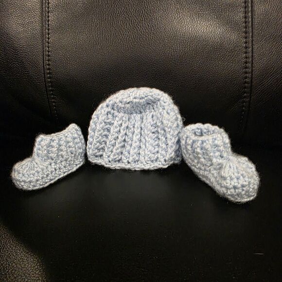 Baby Crochet Booties Hat New, Acrylic Pick Size & Colors Made To Order - Picture 6 of 12